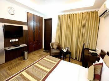 Oyo Rooms Janakpuri New Delhi Exterior photo